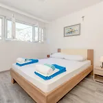 Kate * Omiš