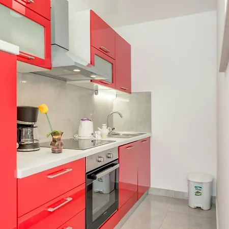 Kate Apartment